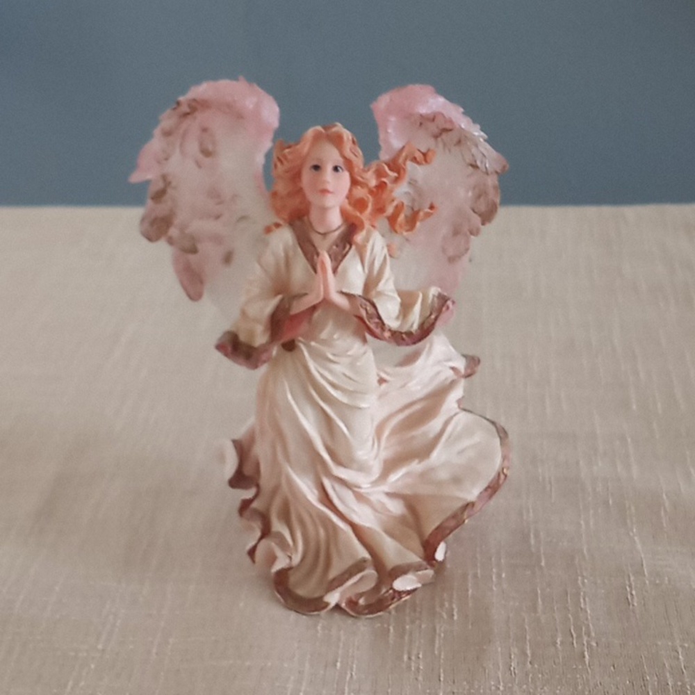 Boyd's Gloriana Guardian of Faith.